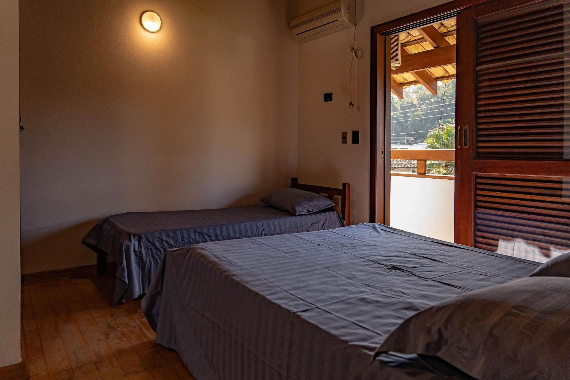 Casa Omegna * Sao Sebastiao (Sao Paulo)
